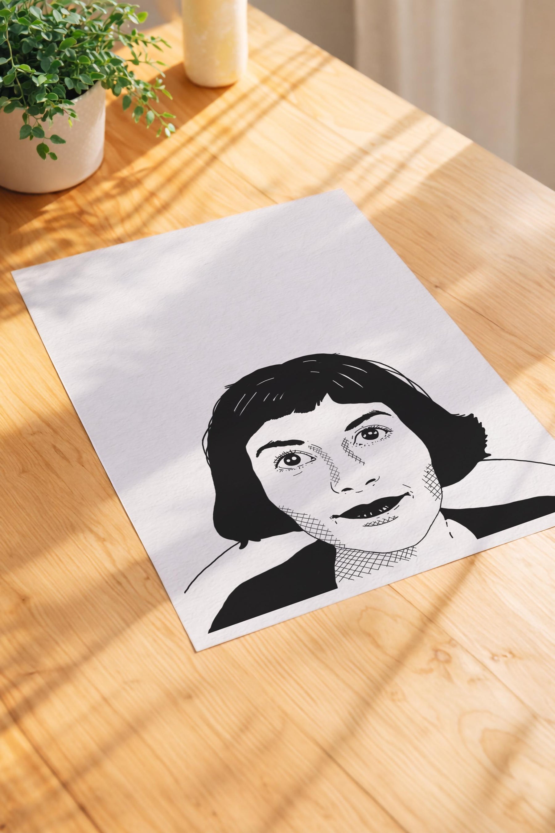 Amélie Portrait Film Art Print | Minimalist French Movie Giclée Wall Art — image 3