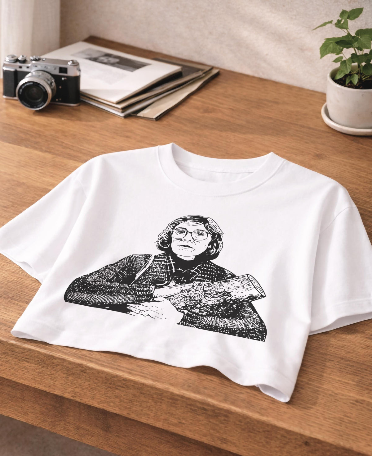 Log Lady T-Shirt - Twin Peaks Premium Oversized Cropped Graphic Tee — image 6